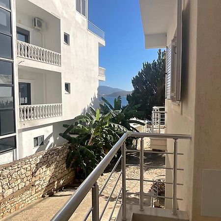 Mojito Beach Apartments With Free Parking Sarandë 외부 사진