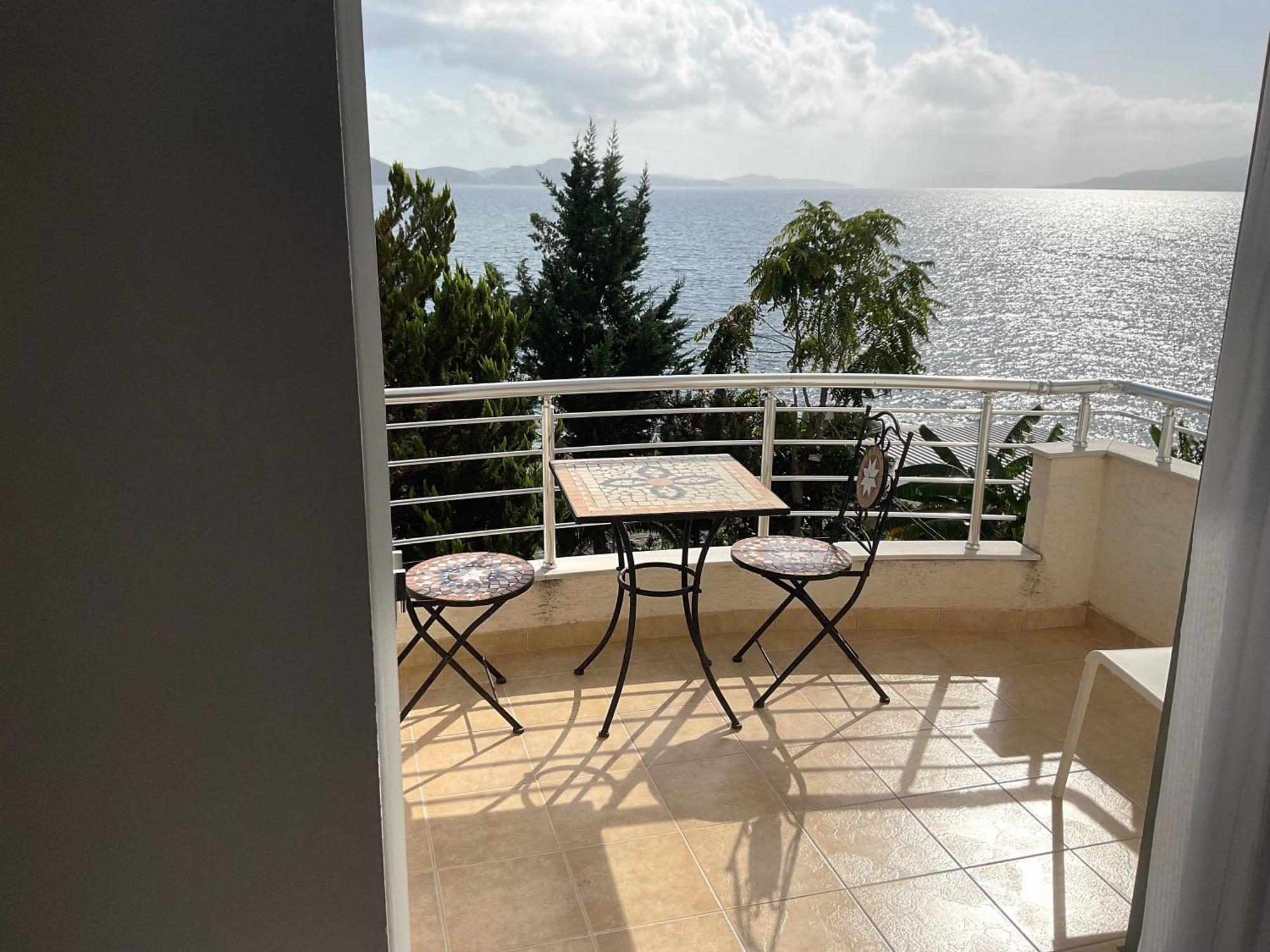 Mojito Beach Apartments With Free Parking Sarandë 외부 사진