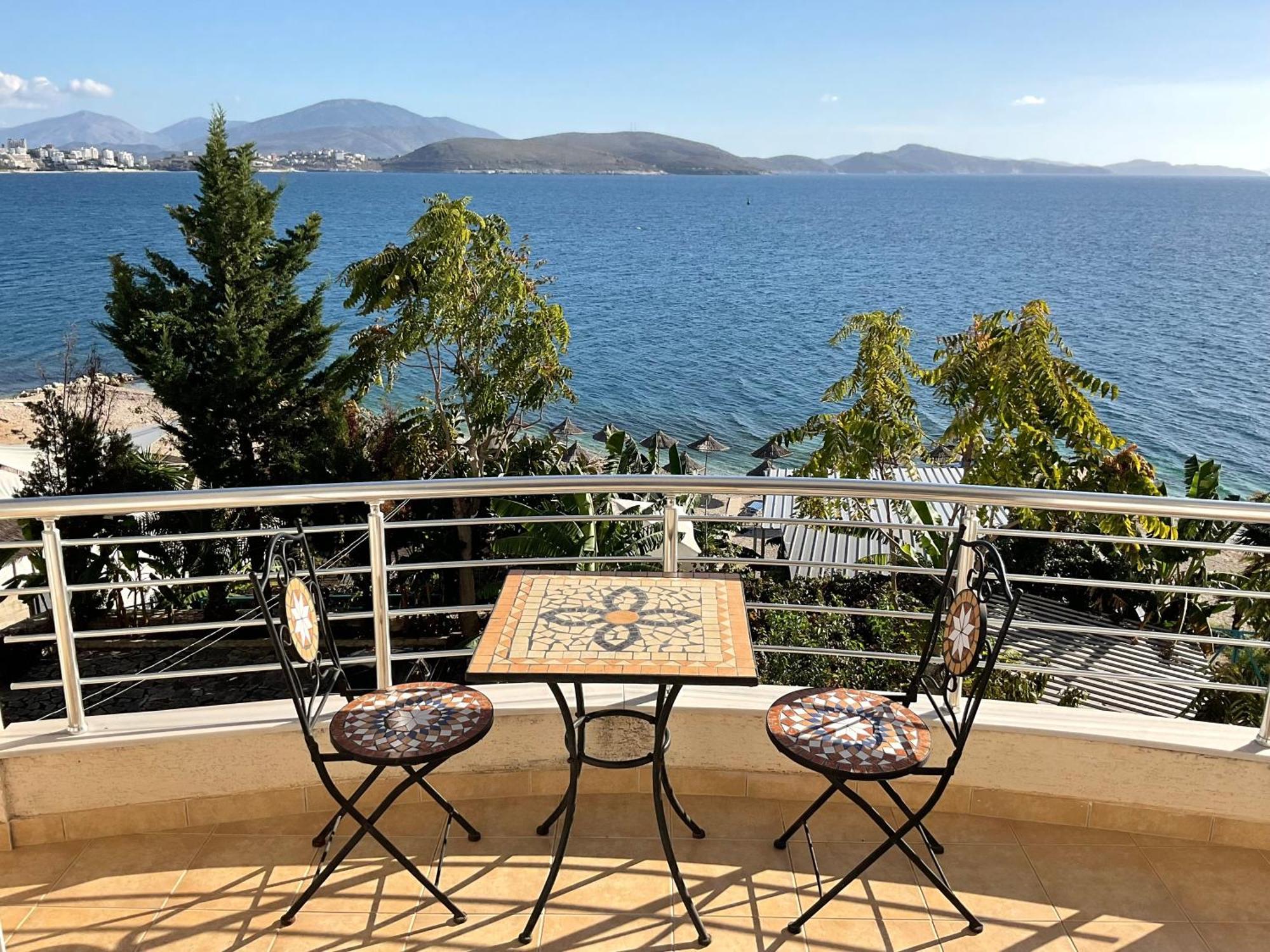 Mojito Beach Apartments With Free Parking Sarandë 외부 사진