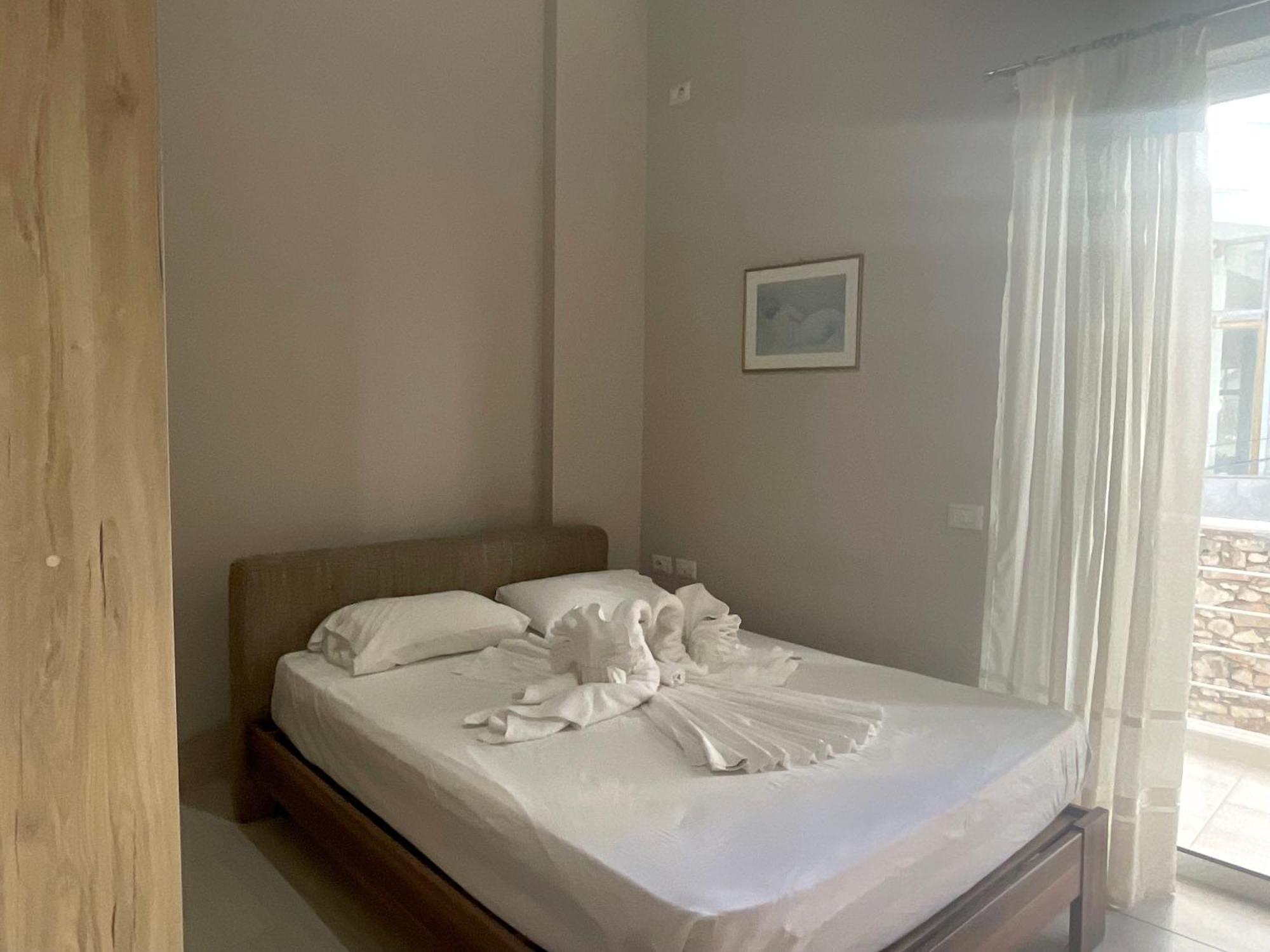 Mojito Beach Apartments With Free Parking Sarandë 외부 사진