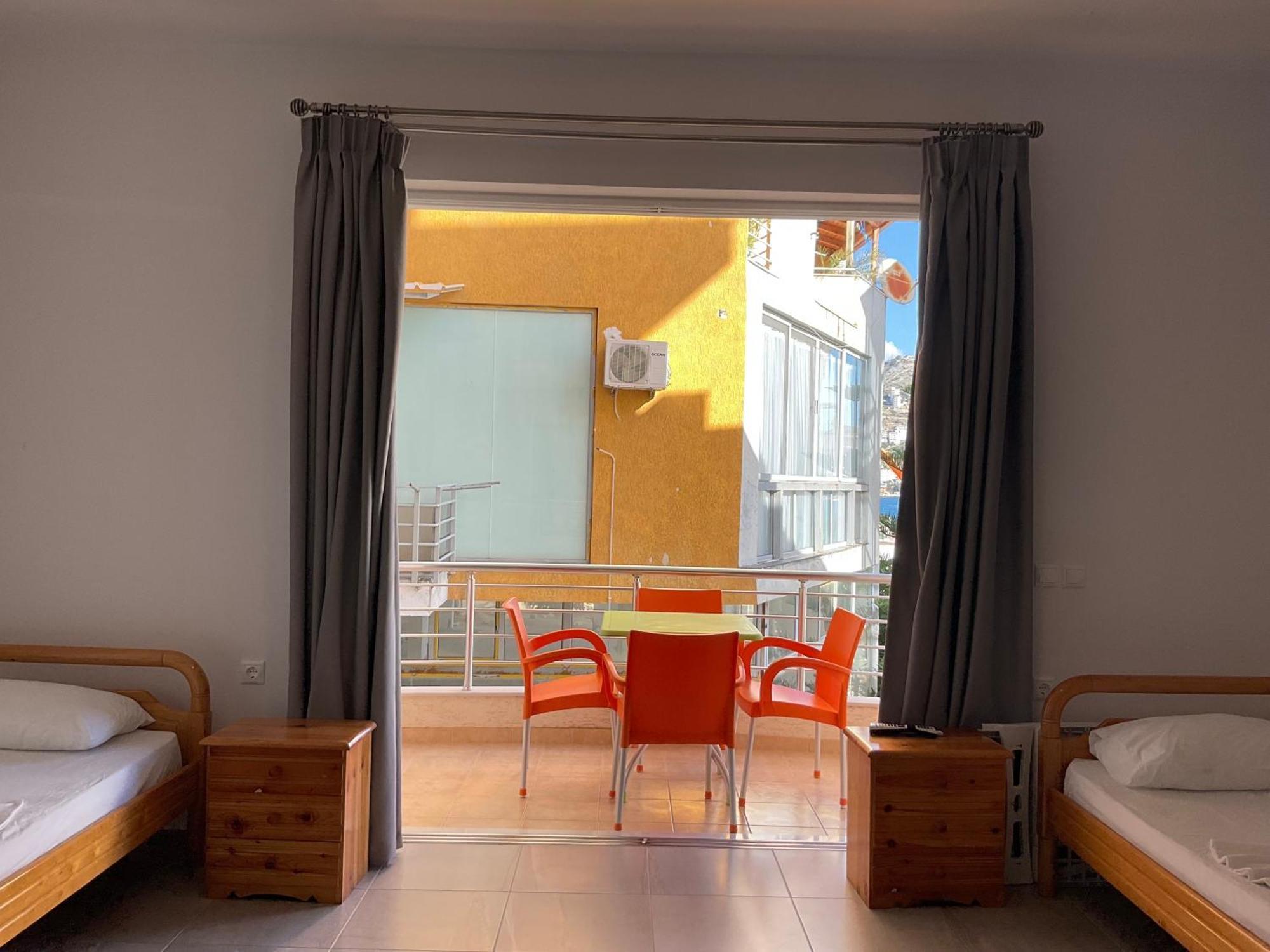 Mojito Beach Apartments With Free Parking Sarandë 객실 사진
